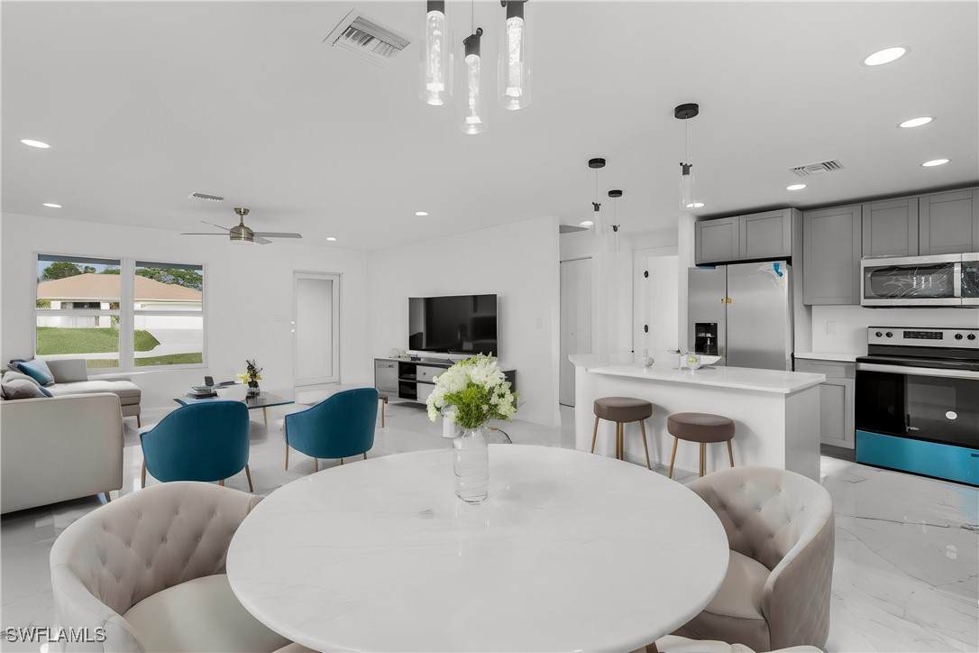 2505 39th Street - Photo 1