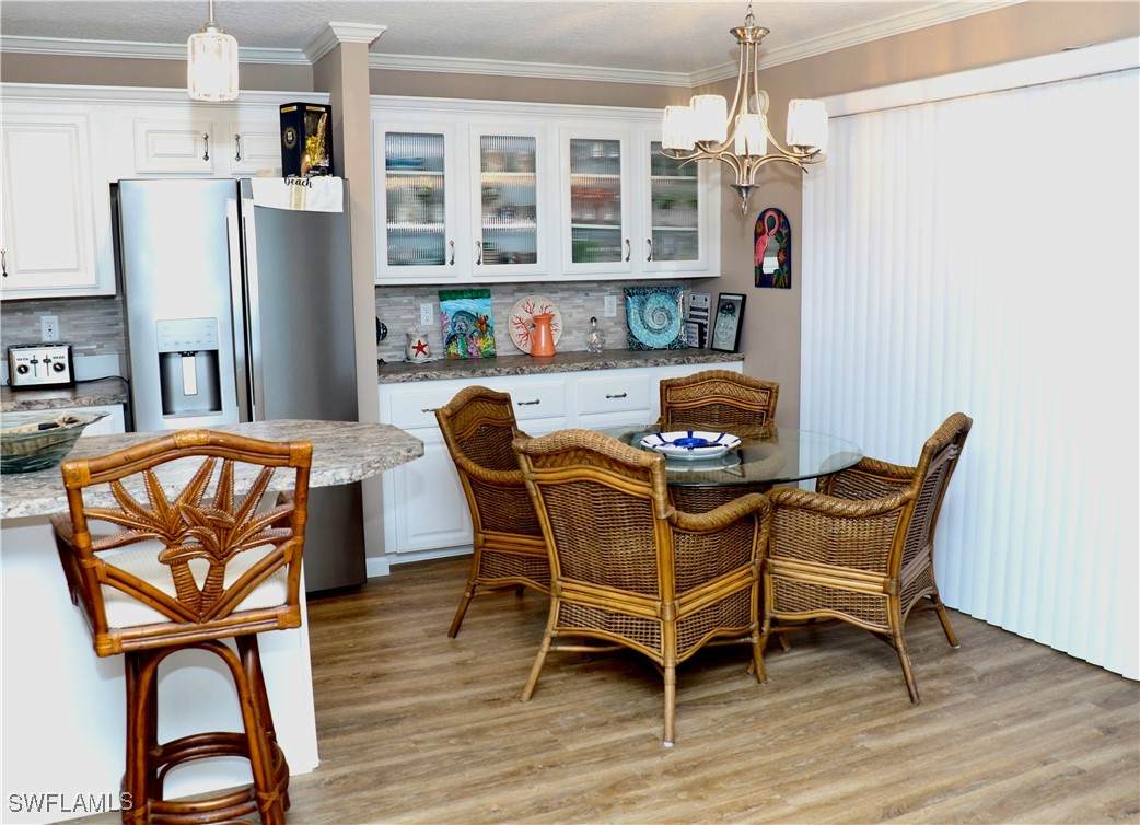 209 Sun Circle - Photo 1