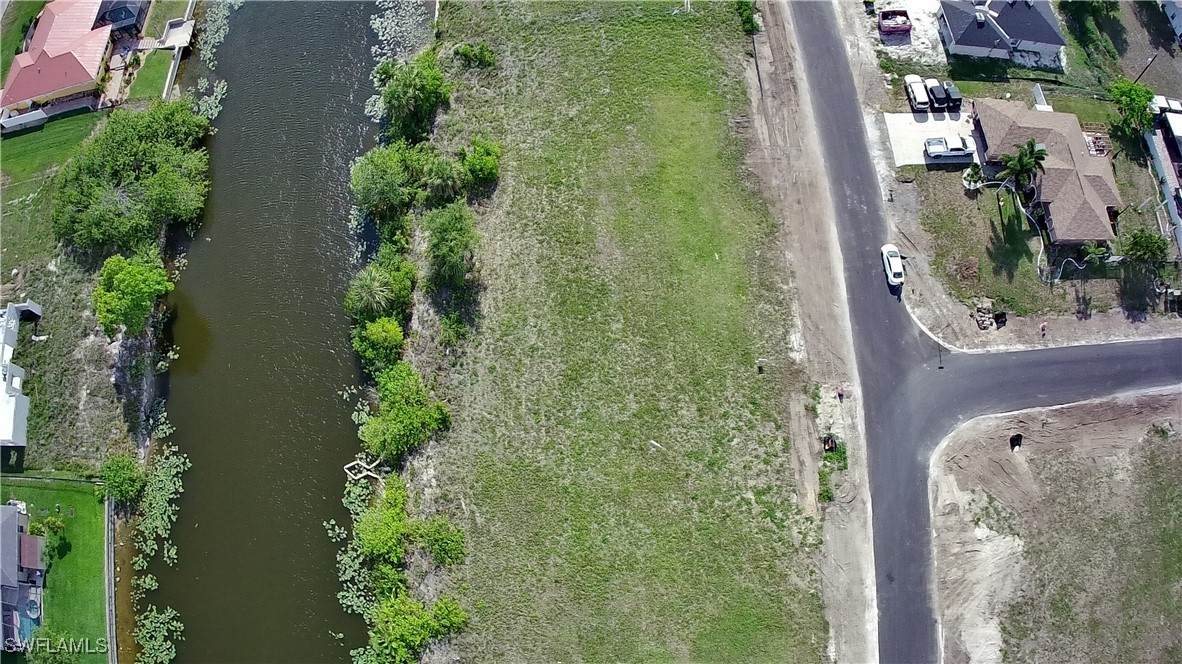 1212 12th Street - Photo 1