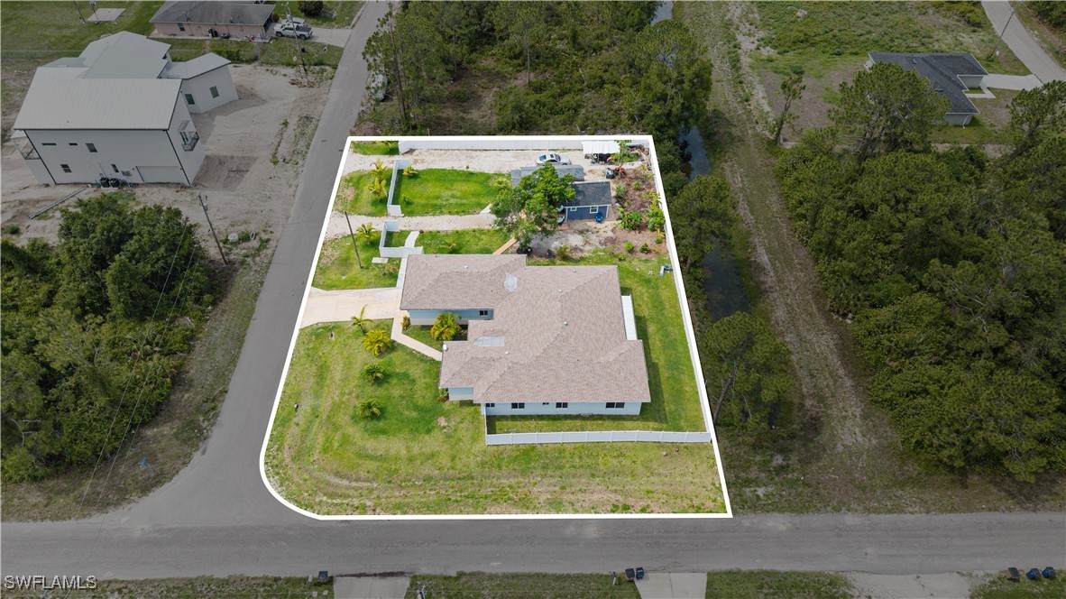 304 Bradley Avenue - Photo 1