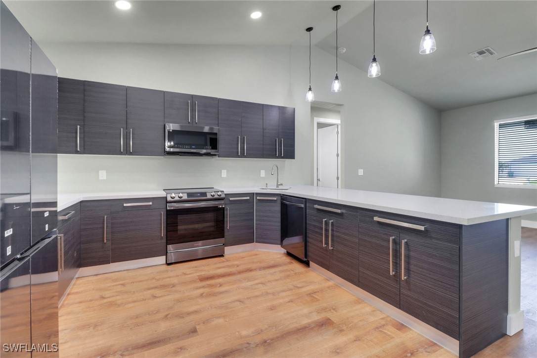 18 Tropicana Parkway - Photo 1