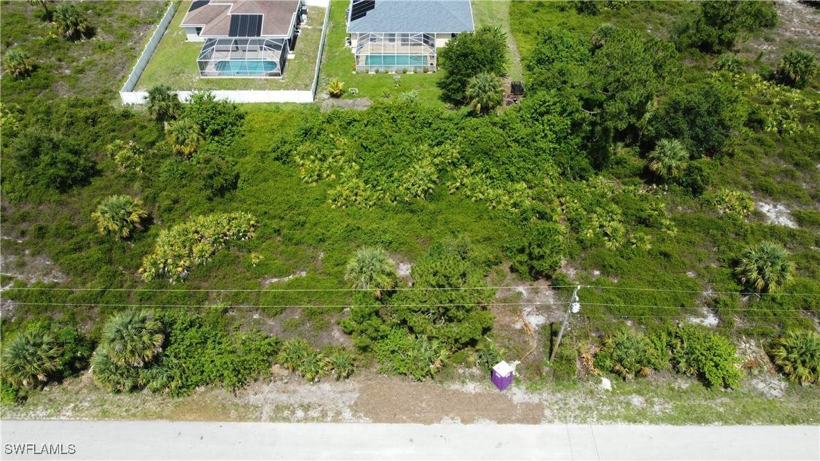 920 Norton Avenue - Photo 1