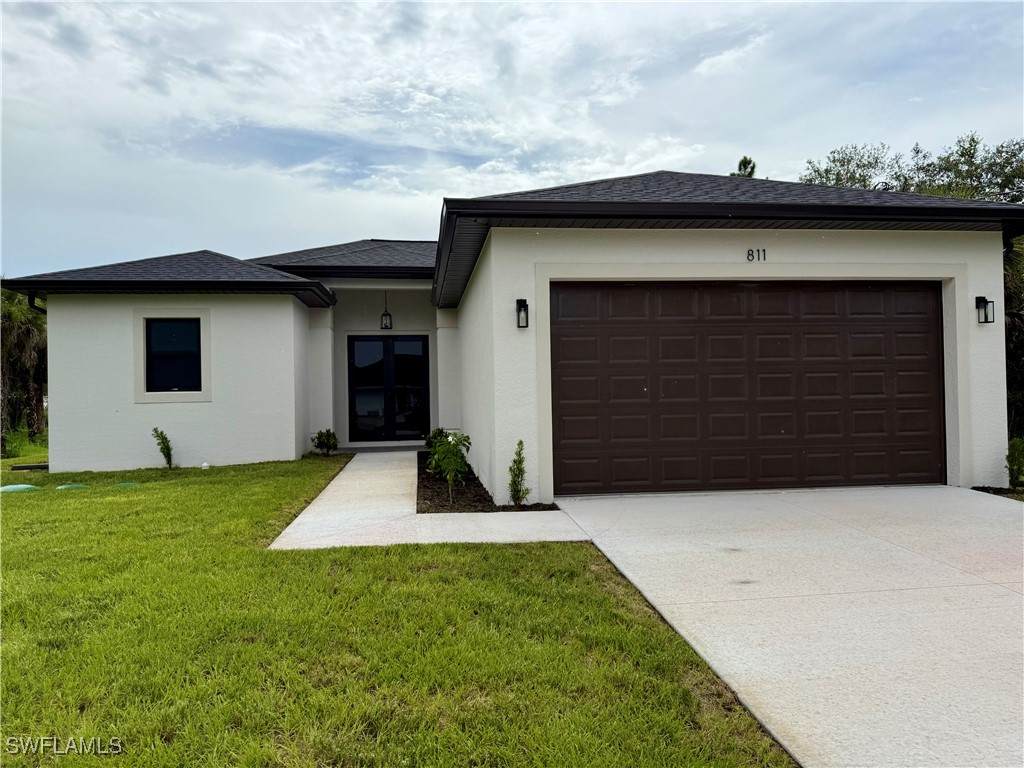 811 Thompson Avenue - Photo 1