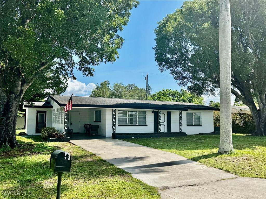 1427 Charles Road - Photo 1