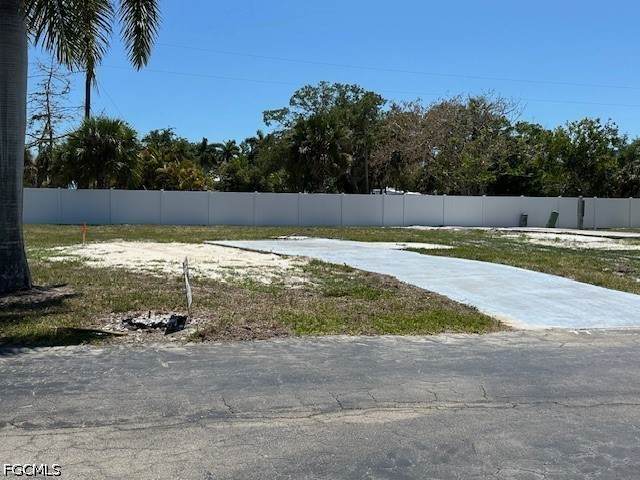77 Birch Boulevard - Photo 1