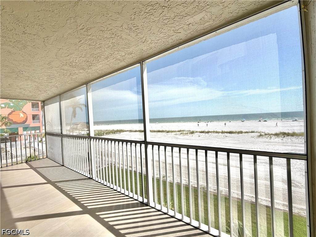500 Estero Boulevard - Photo 1