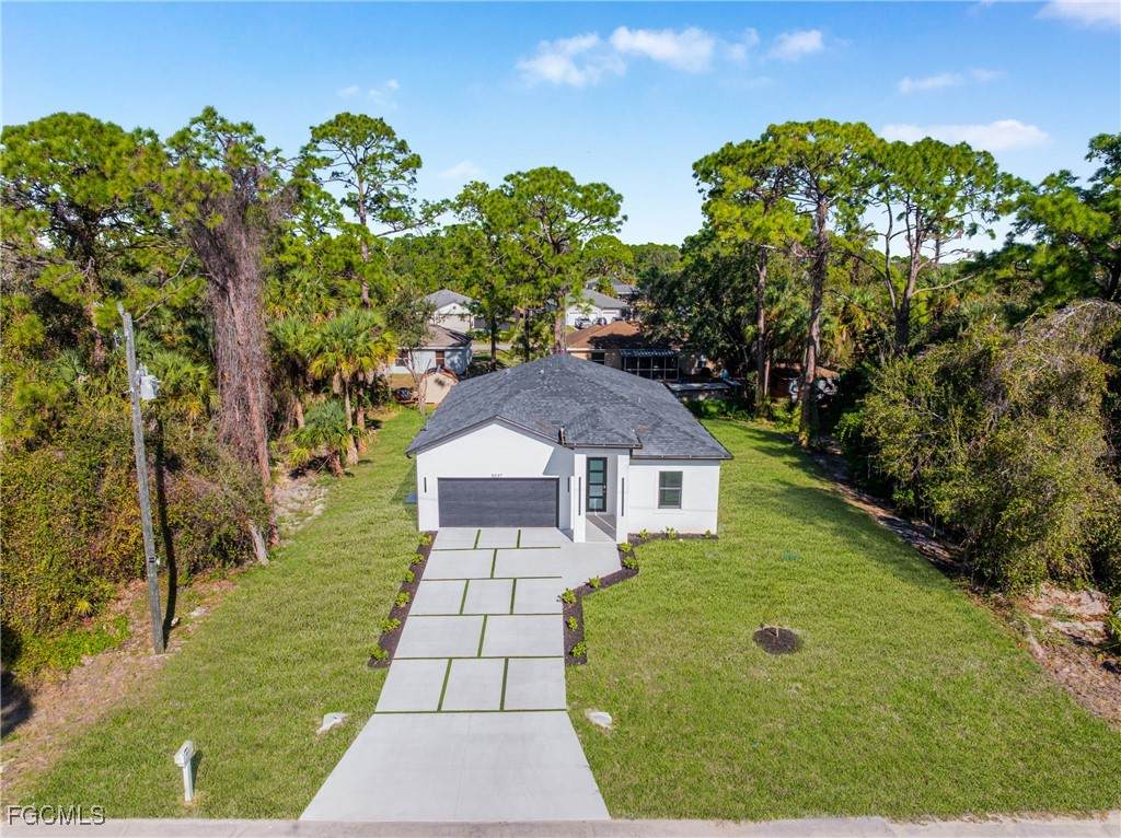 5037 Pinetree Circle - Photo 1