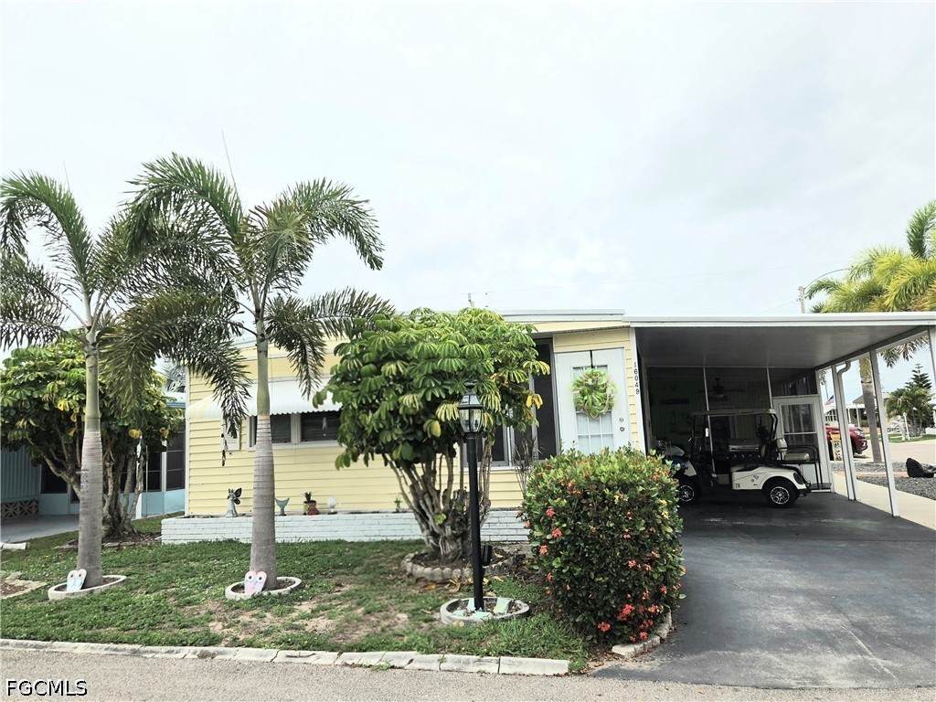 16049 Hibiscus Way - Photo 1
