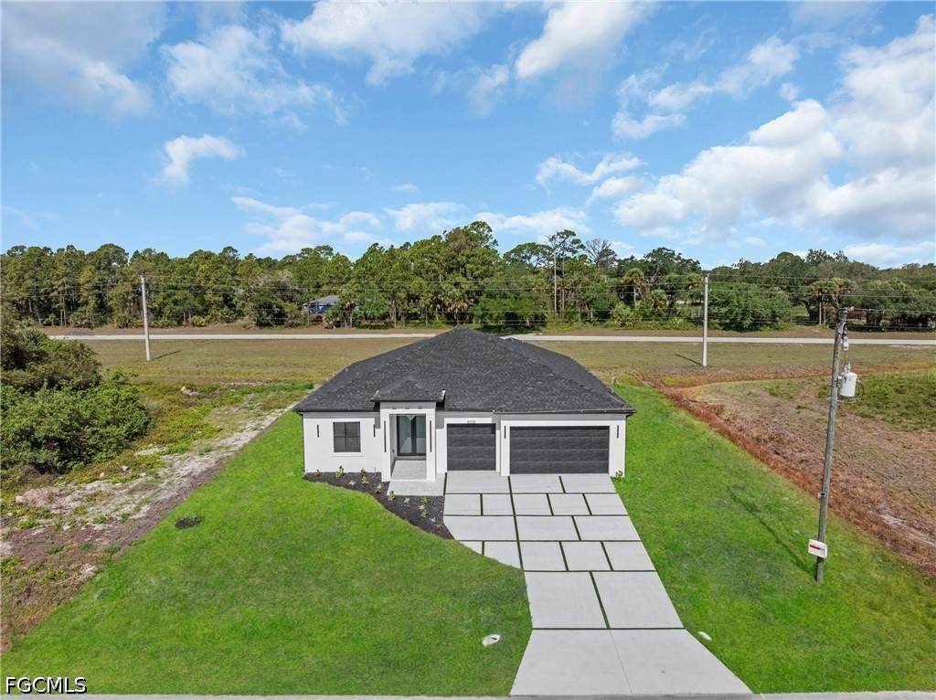 8005 Sunrise Circle - Photo 1