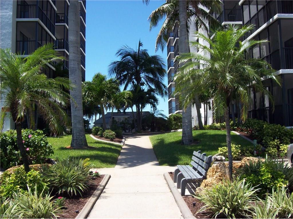 6612 Estero Blvd #1002, Fort Myers Beach, FL 33931 (#215021684) :: Homes and Land Brokers, Inc