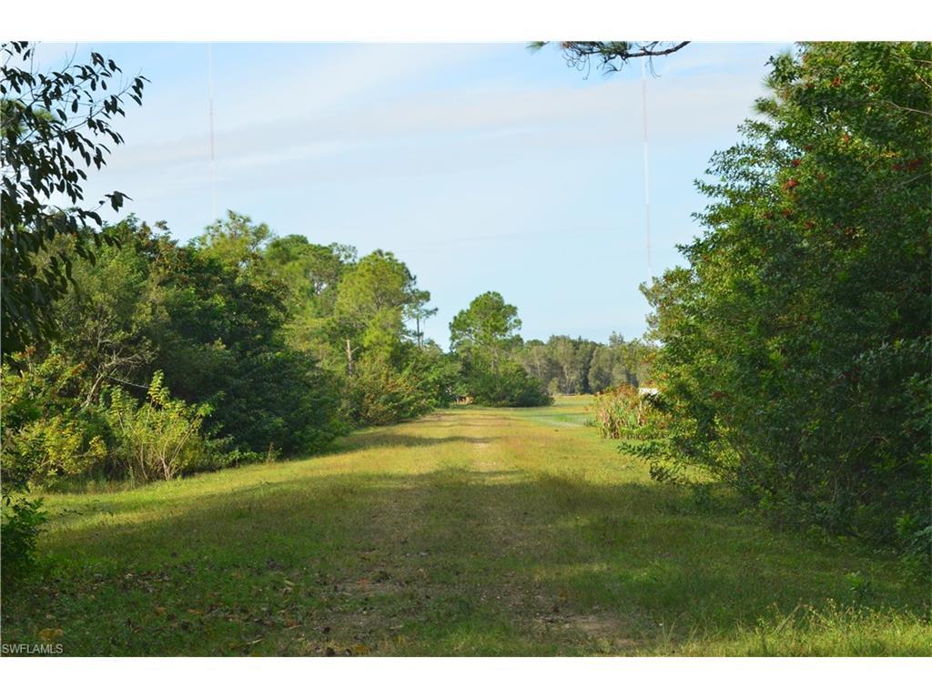 17571 Huffmaster Rd, North Fort Myers, FL 33917 (#216005452) :: Homes and Land Brokers, Inc