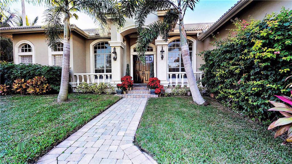6850 Lake Devonwood Dr - Photo 1