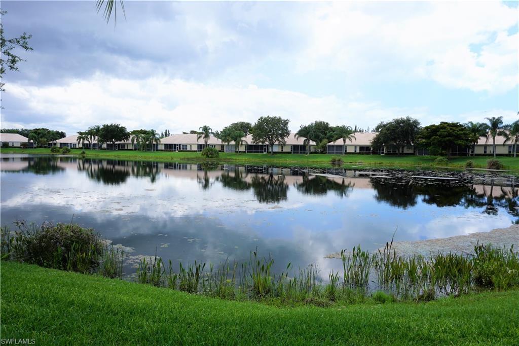 8829 Bay Cir - Photo 1