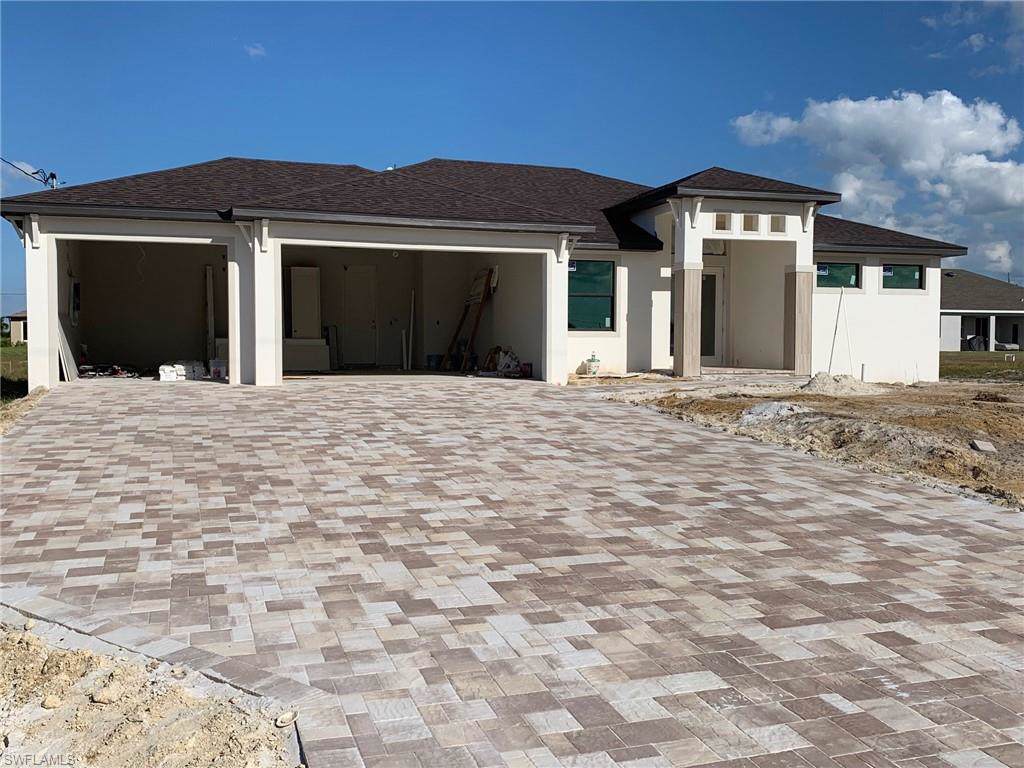 1229 33rd Pl - Photo 1