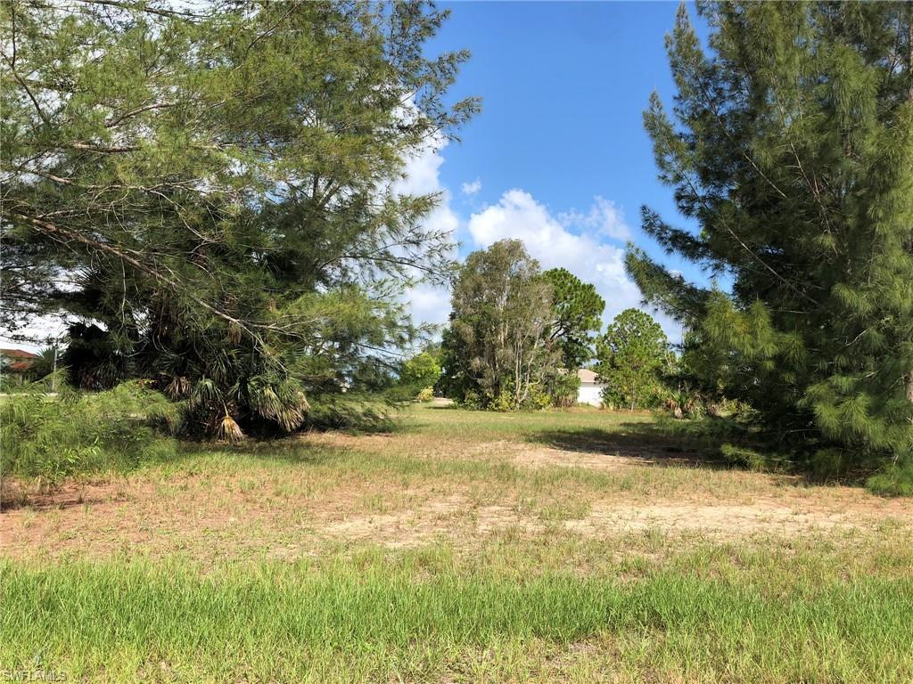 2746 42nd Ave - Photo 1