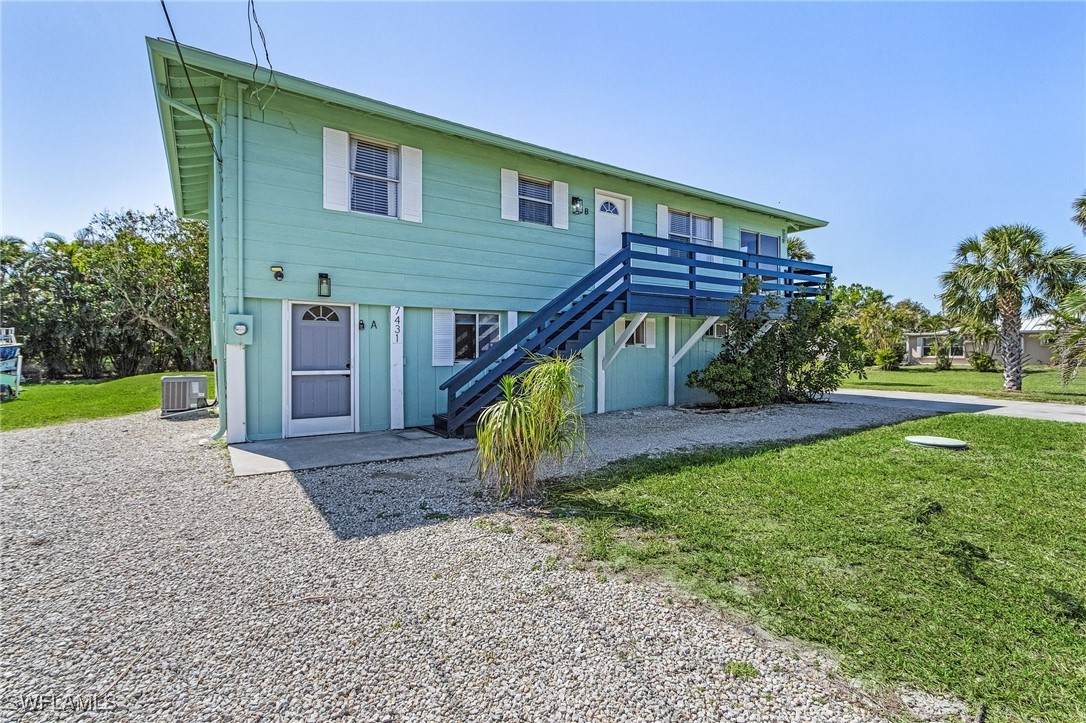 7431 Barrancas Avenue - Photo 1