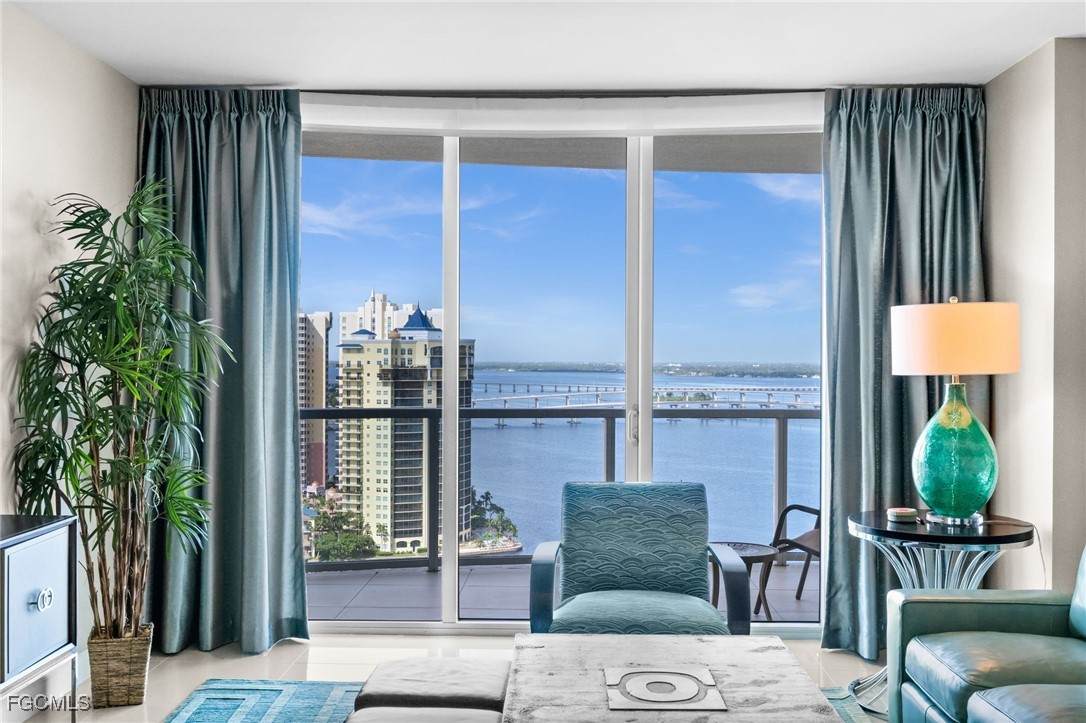 3000 Oasis Grand Boulevard - Photo 1