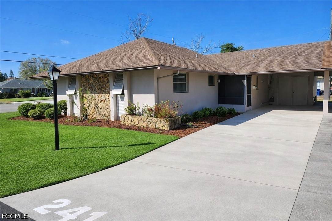 241 Thistle Court - Photo 1
