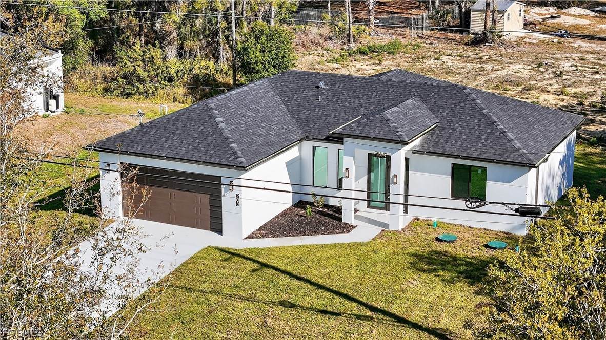 205 15th Street - Photo 1