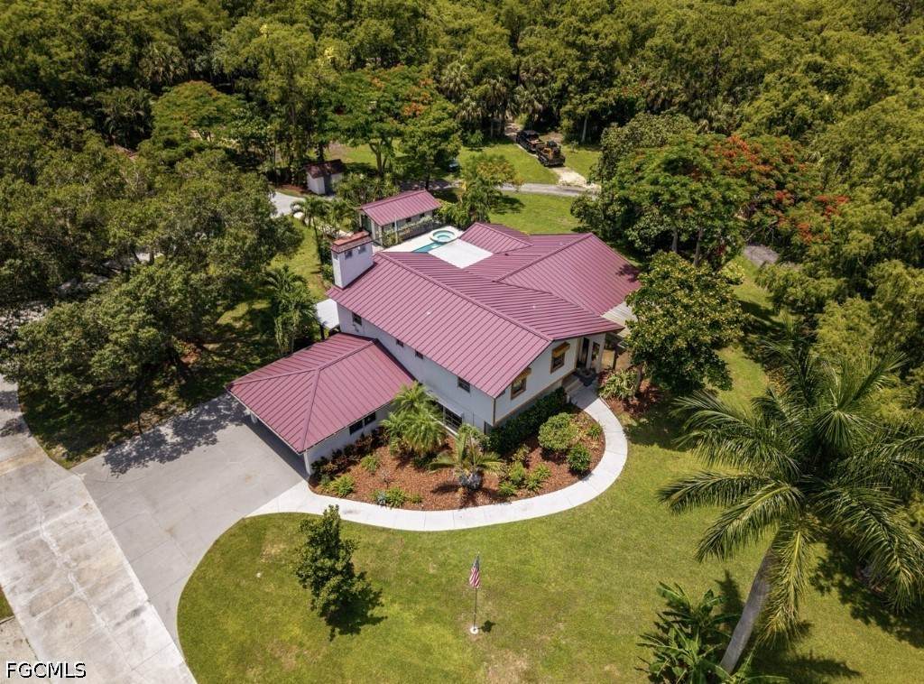 6100 Dogwood Way - Photo 1
