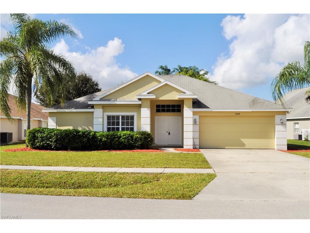 1525 Honor Ct, Lehigh Acres, FL 33971 (#216008838) :: Homes and Land Brokers, Inc