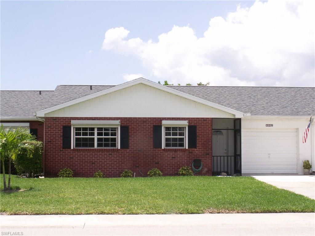 6952 Edgewater Cir - Photo 1