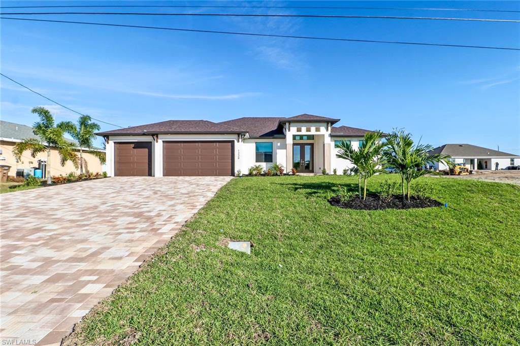 1229 33rd Pl - Photo 1