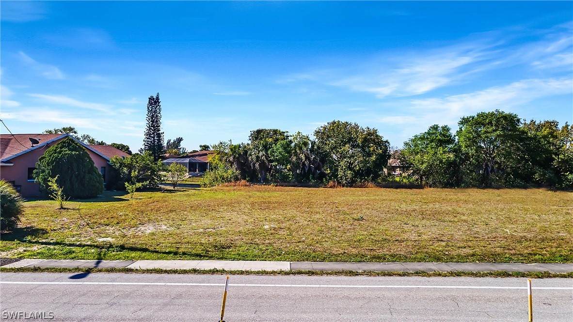 214 Nicholas Parkway - Photo 1