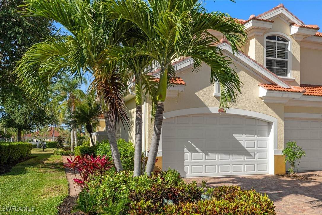 5920 Tarpon Gardens Circle - Photo 1