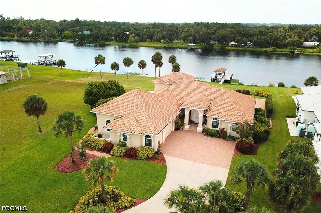 2504 Caloosa Shores Drive - Photo 1