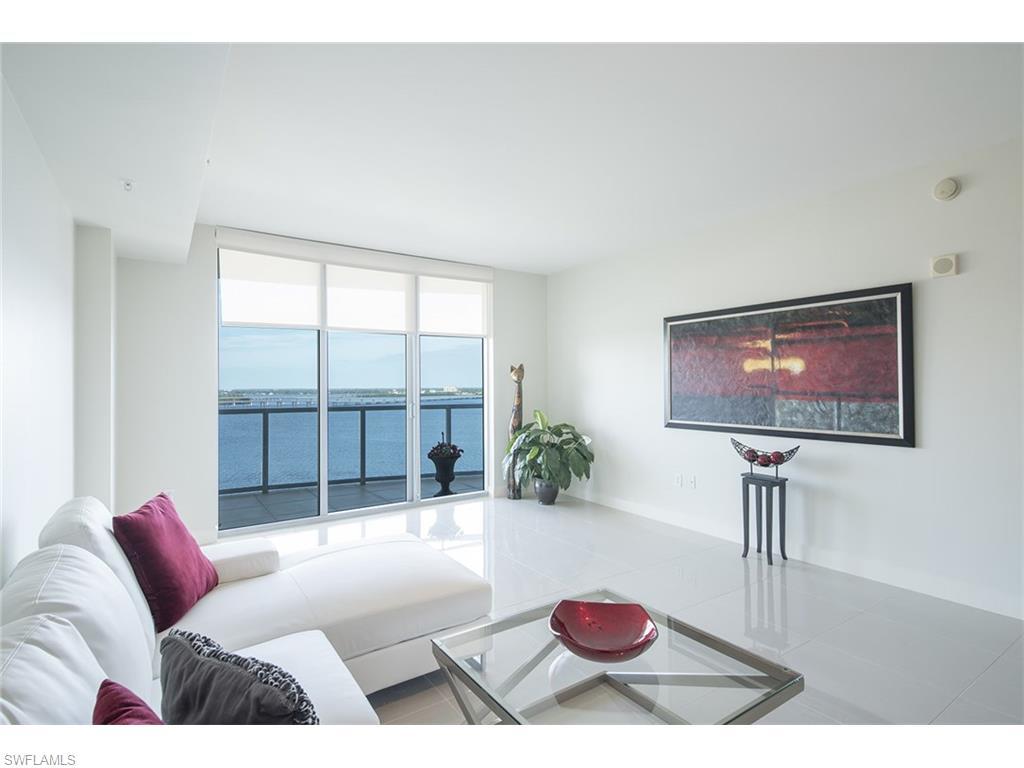 3000 Oasis Grand Blvd - Photo 1
