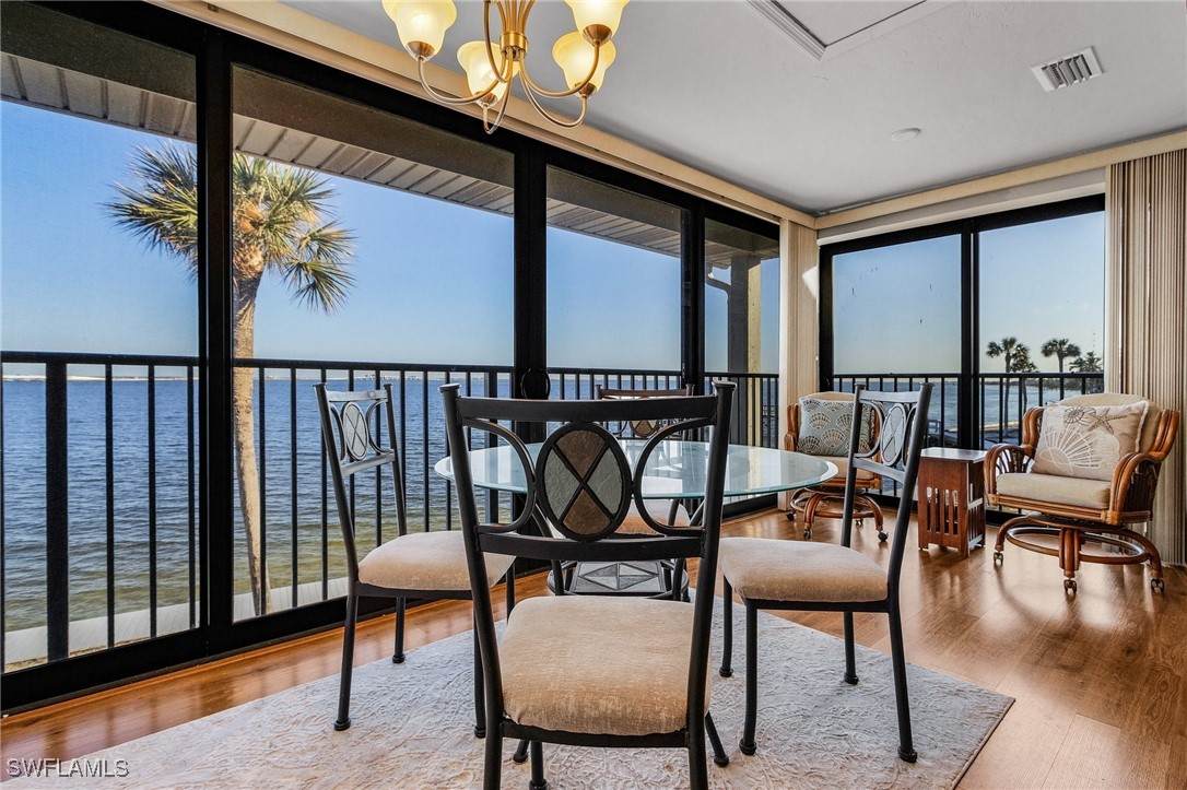 760 Sextant Drive - Photo 1
