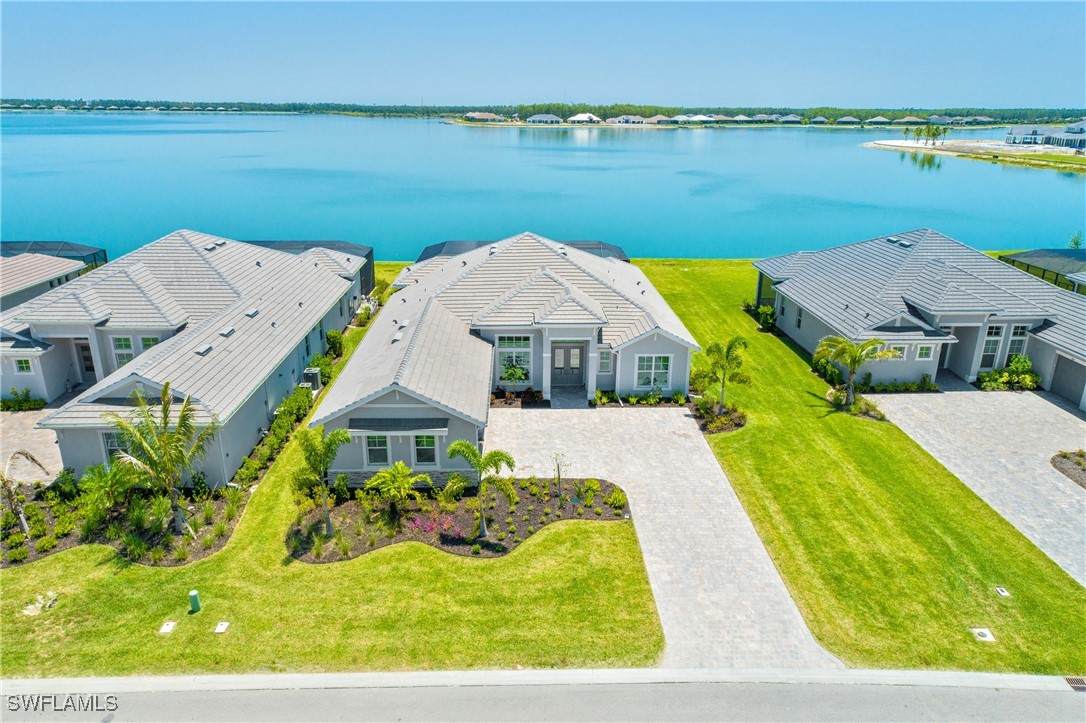 18837 Wildblue Boulevard - Photo 1