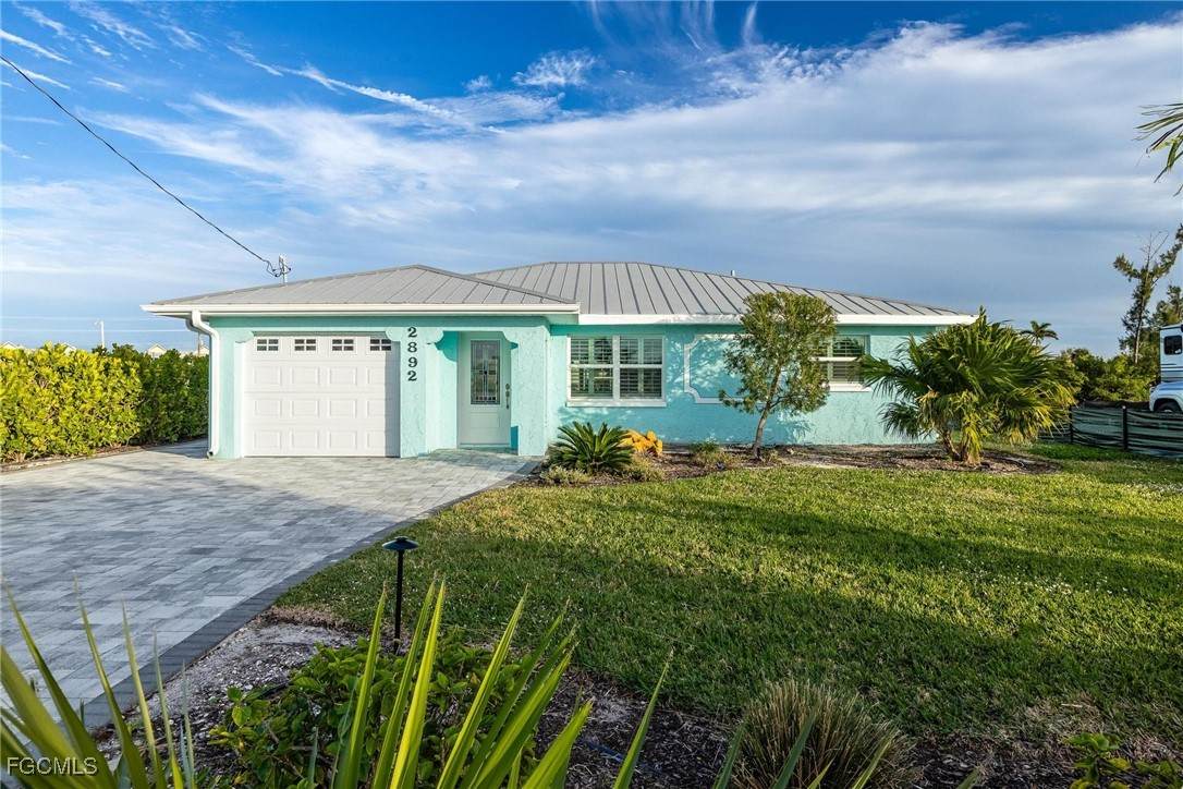 2892 Sanibel Boulevard - Photo 1