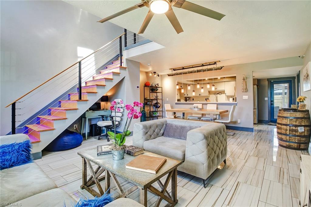 310 6th St - Photo 1