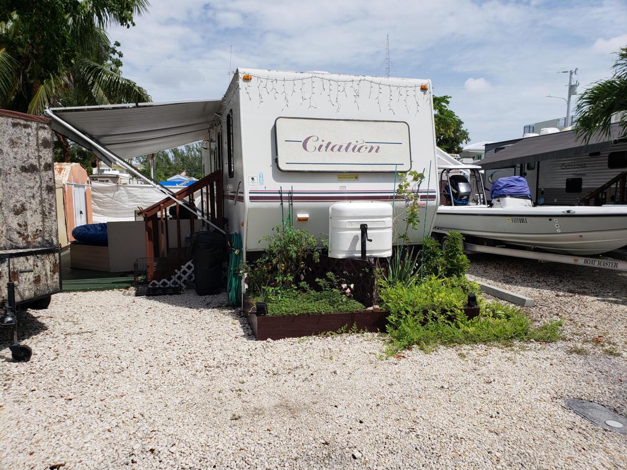 325 Calusa Street - Photo 1
