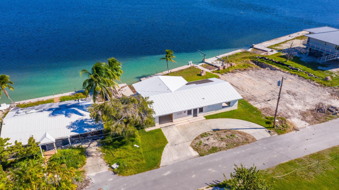 1541 Sunrise Drive - Photo 1