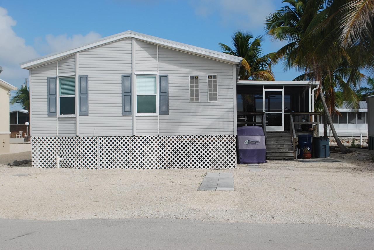 1633 Bayview Drive - Photo 1