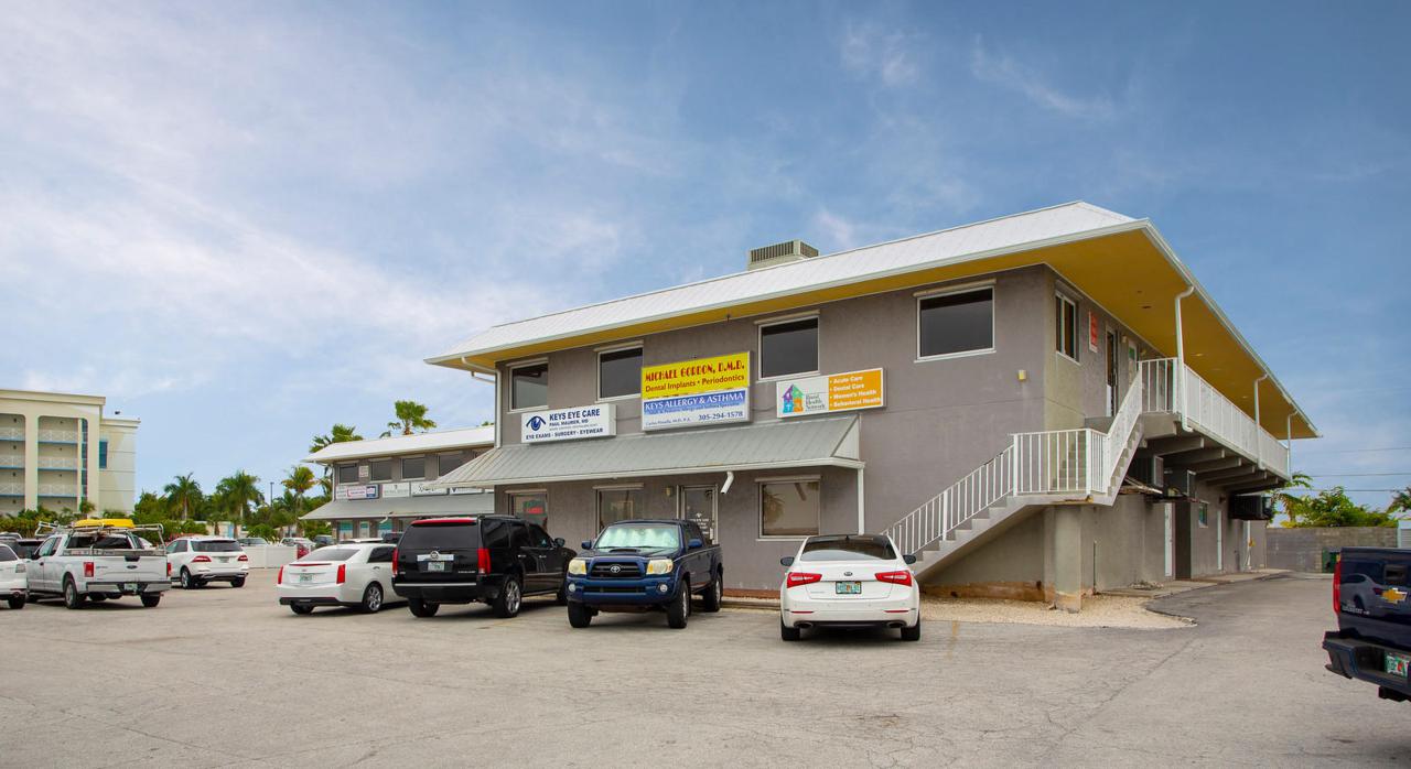 3706 Roosevelt Boulevard - Photo 1