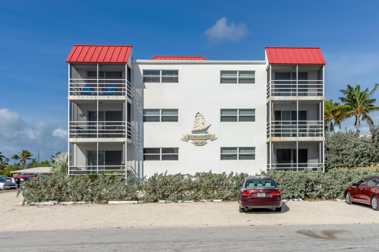 605 Sombrero Beach Road - Photo 1