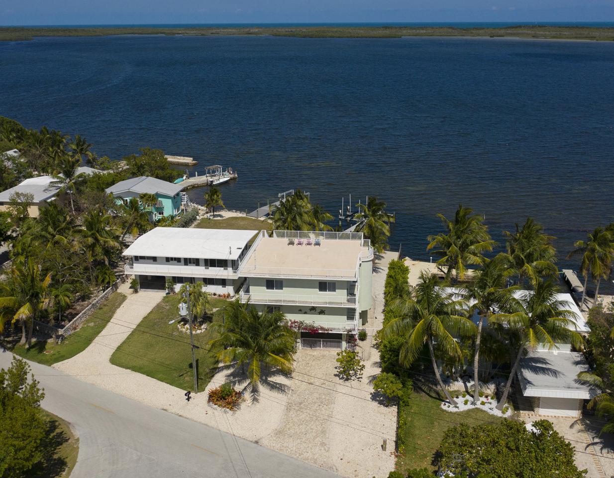 71 Shoreland Drive - Photo 1