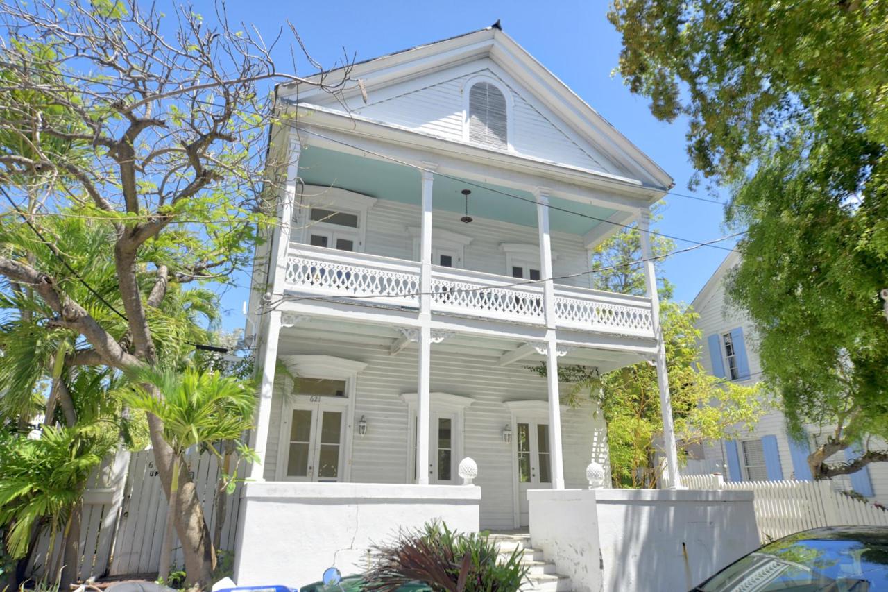 621 Eaton Street - Photo 1