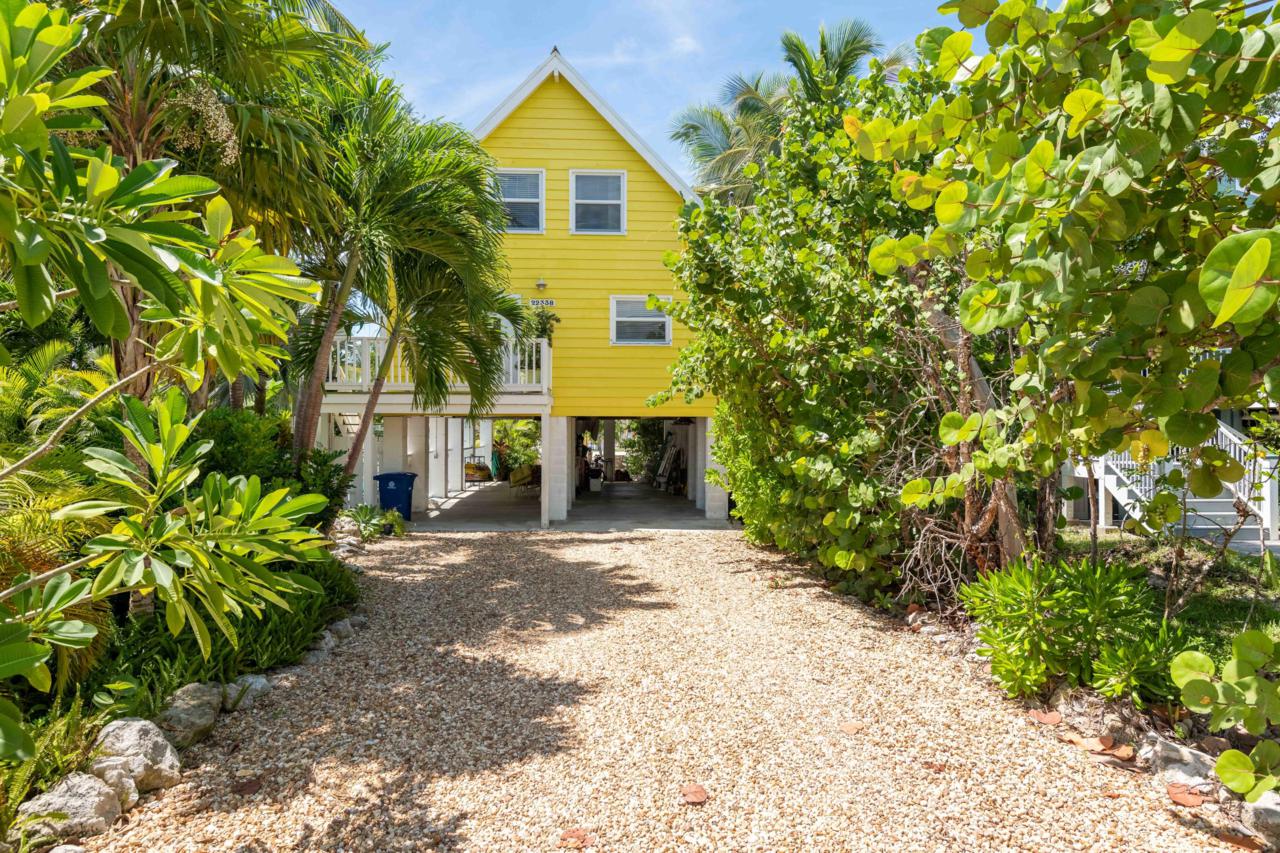 22338 La Fitte Drive - Photo 1