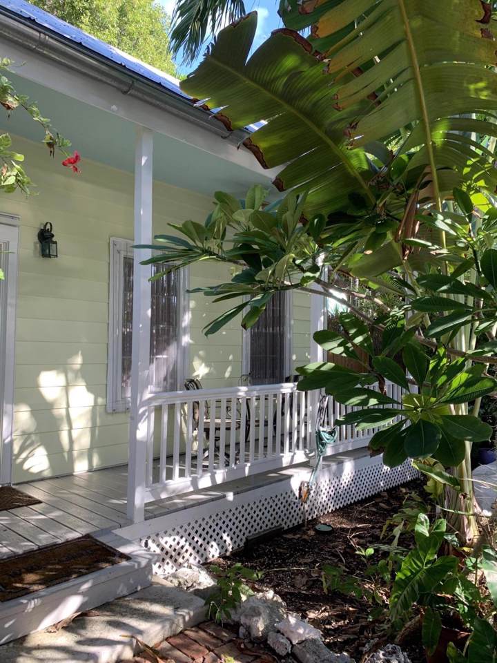 1319 Catherine Street - Photo 1