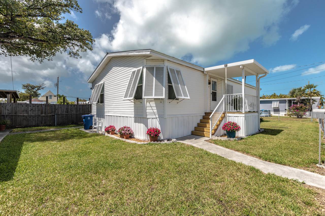 19 Ed Swift Road - Photo 1