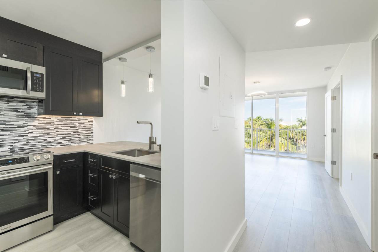 3930 Roosevelt Boulevard - Photo 1