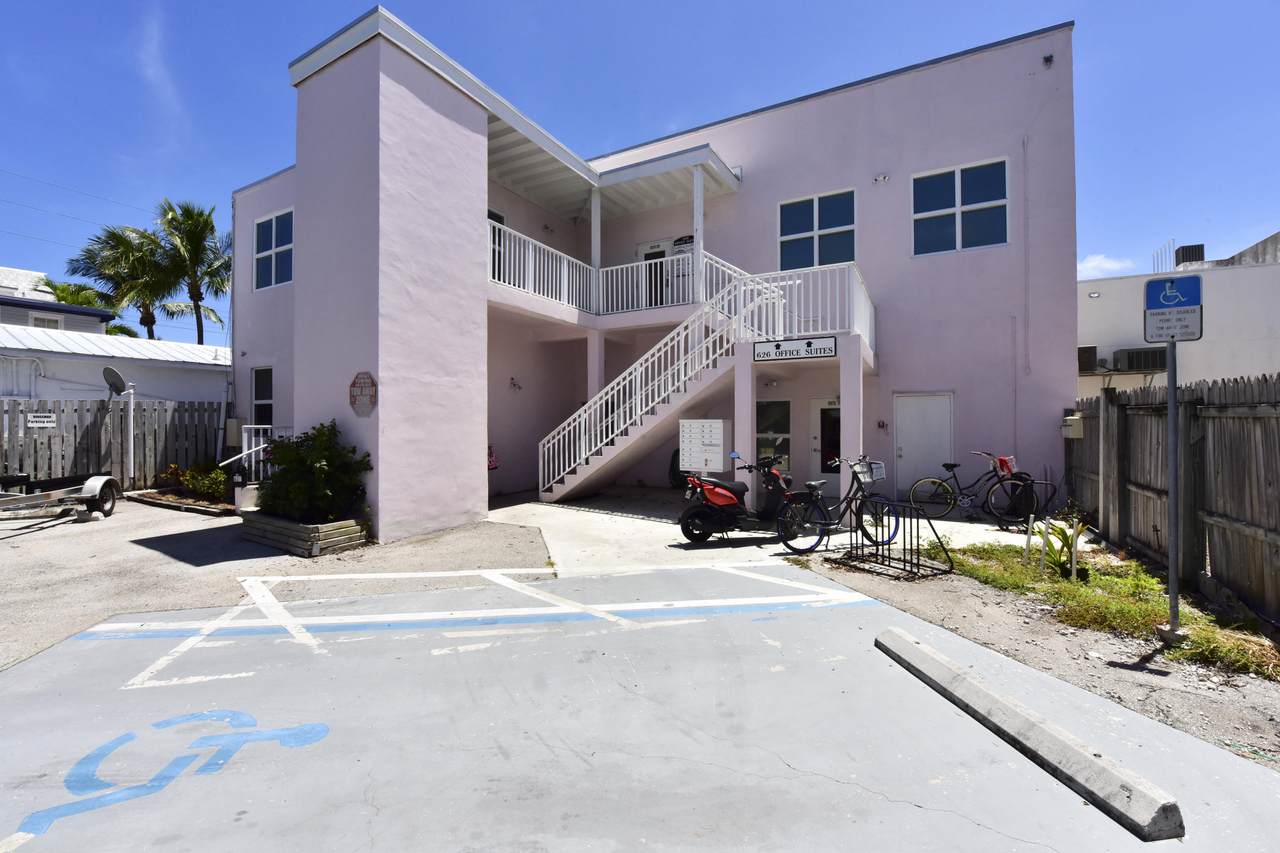 626 Josephine Parker Way - Photo 1