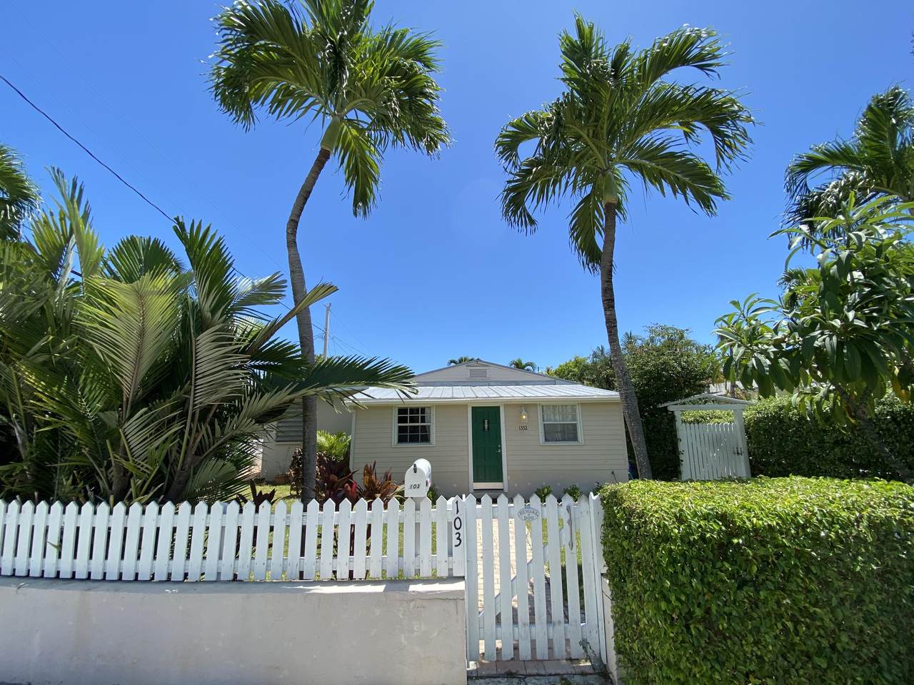 1332 Seminary Street - Photo 1