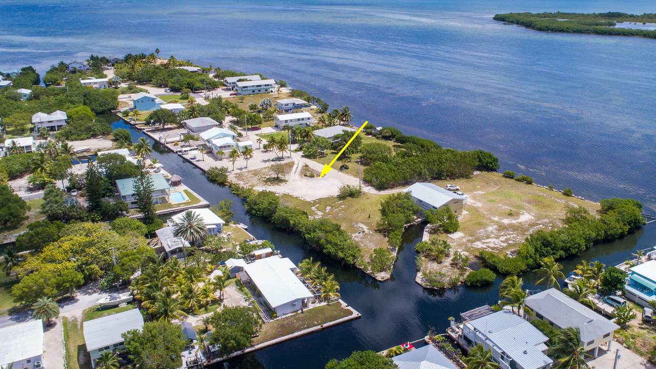 1916 Coral Way - Photo 1