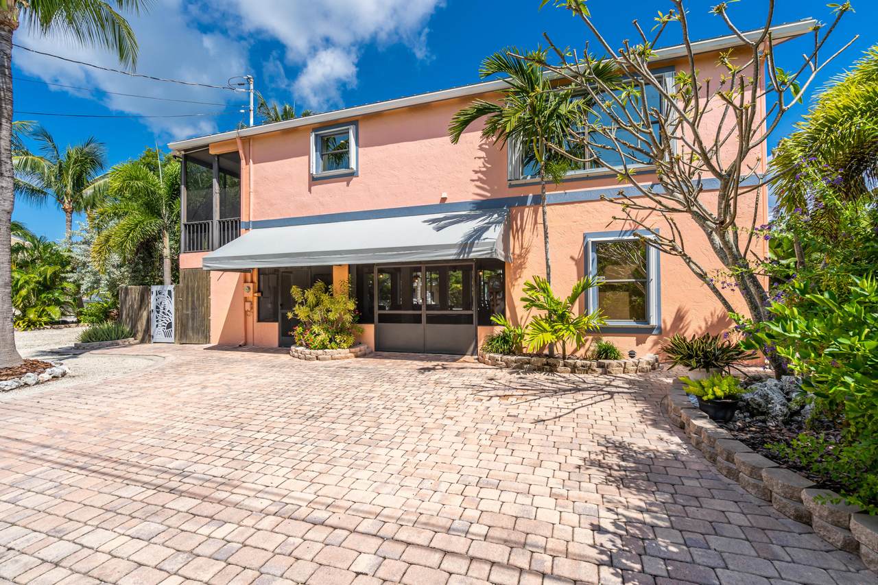 48 Blackwater Lane - Photo 1